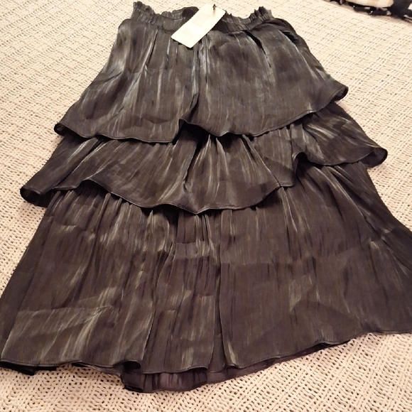 IVIVI Collection Dresses & Skirts - IVIVI Black Charcoal Tiered A-Line Skirt Size S